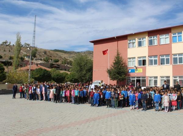 Halıköy İlkokulu Fotoğrafı
